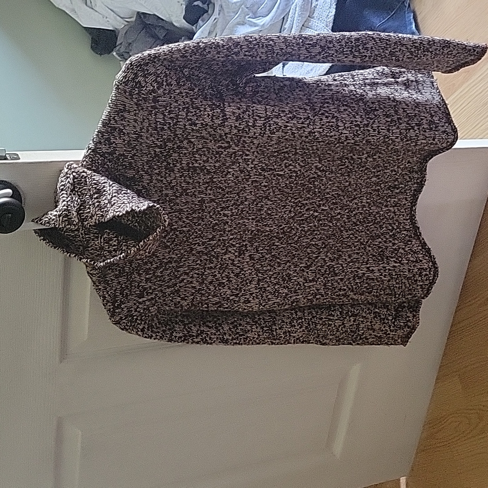Gap Sweater